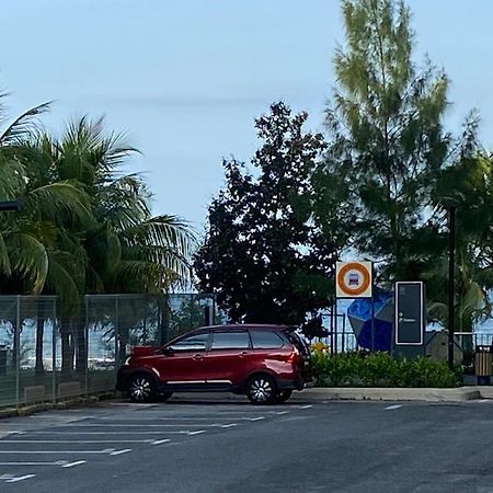 kuantan staycationtimurbay Esterno foto