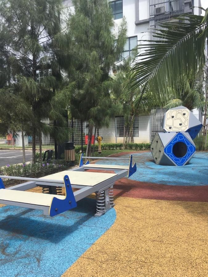 kuantan staycationtimurbay Esterno foto