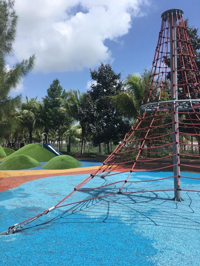 kuantan staycationtimurbay Esterno foto